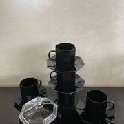 Service à  café  Octime Arcoroc noir, sucrier, 5 tasses et sous tasses