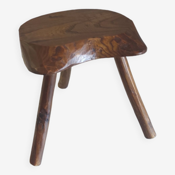 Tabouret tripode en orme massif