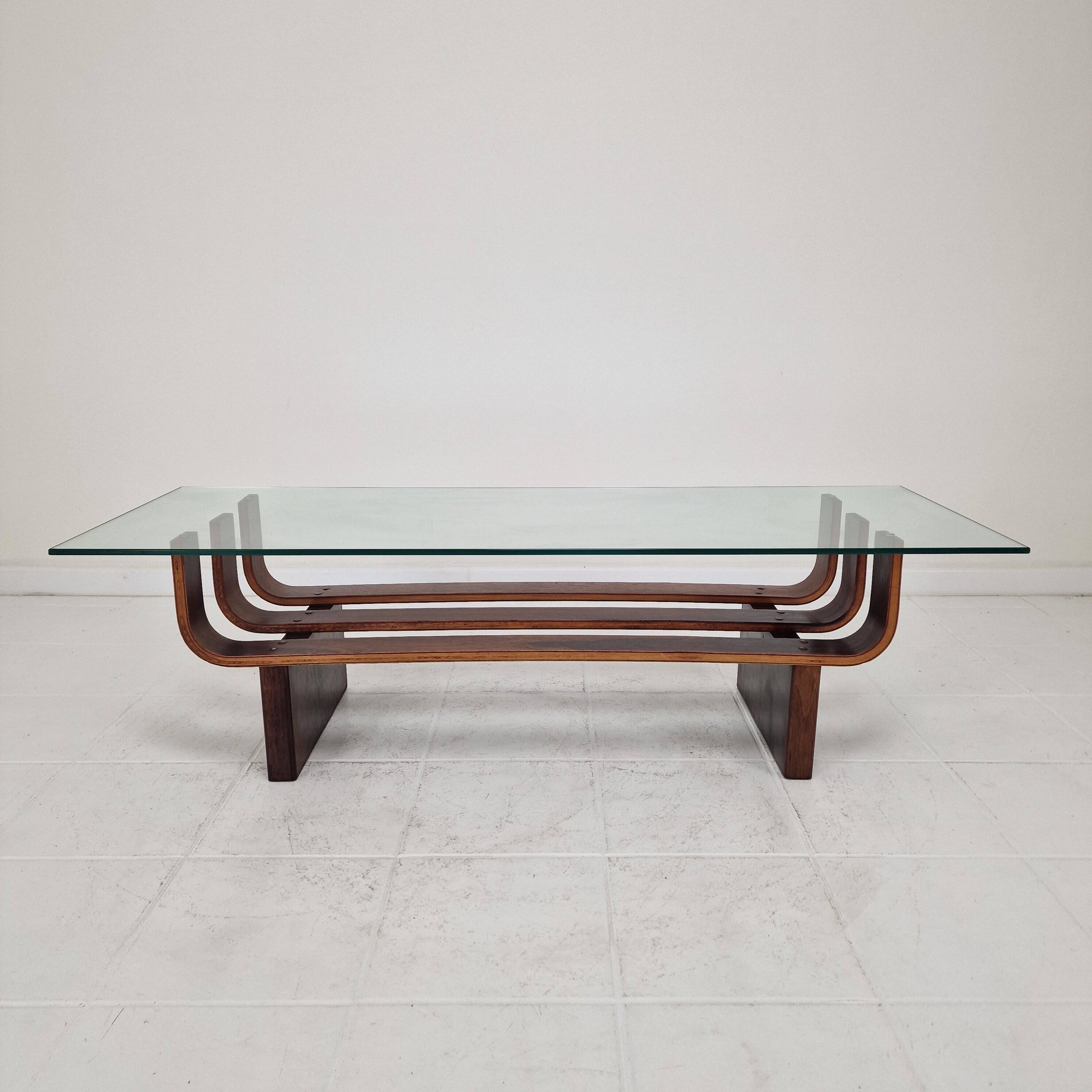 Table basse en teck élégante des années 60 par James Brown pour T.H. Brown, années 1970.