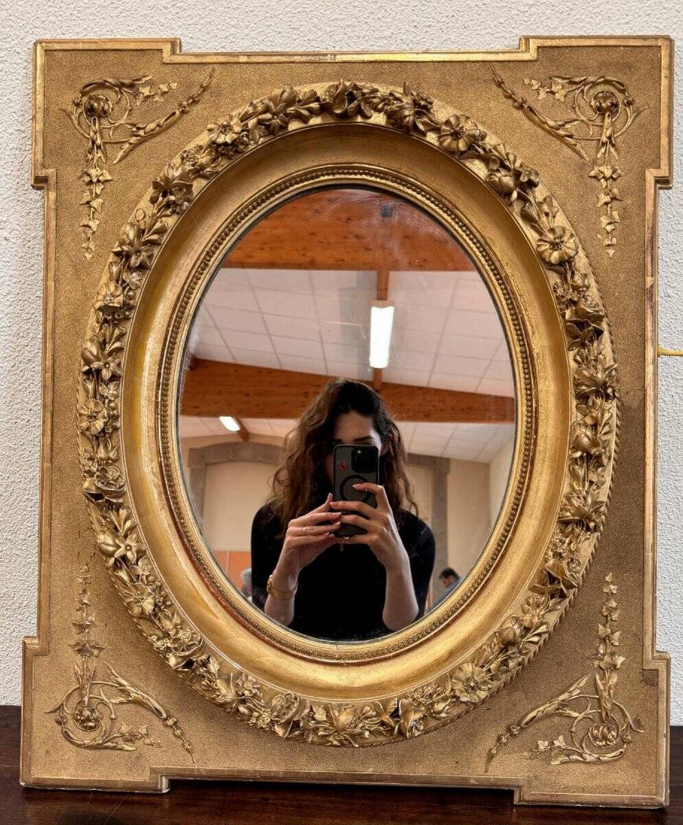 Louis XVI Style Medallion Mirror in gilded wood