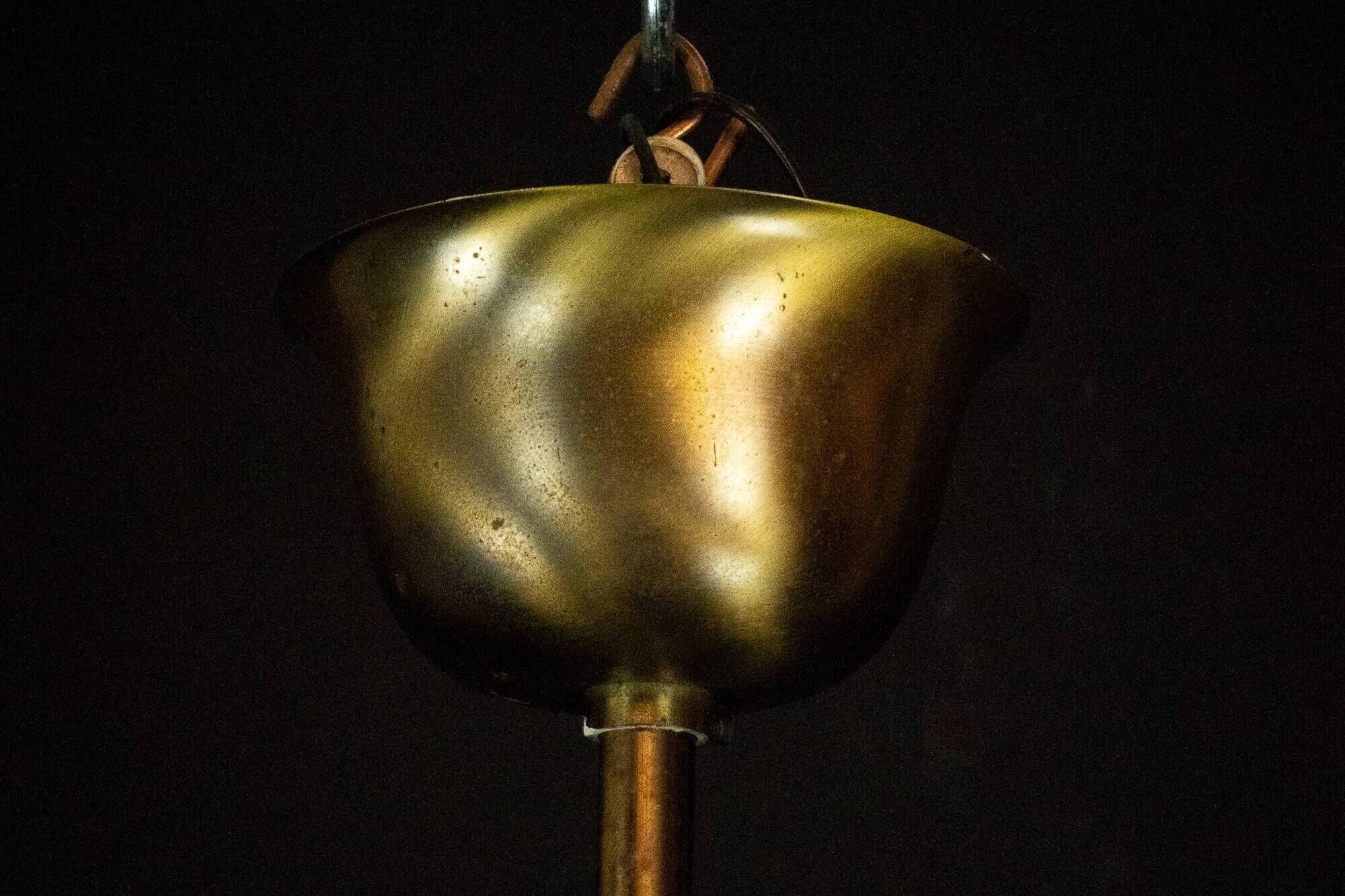 Italian glass and brass 12 lights chandelier produced by Sciolari in the 70