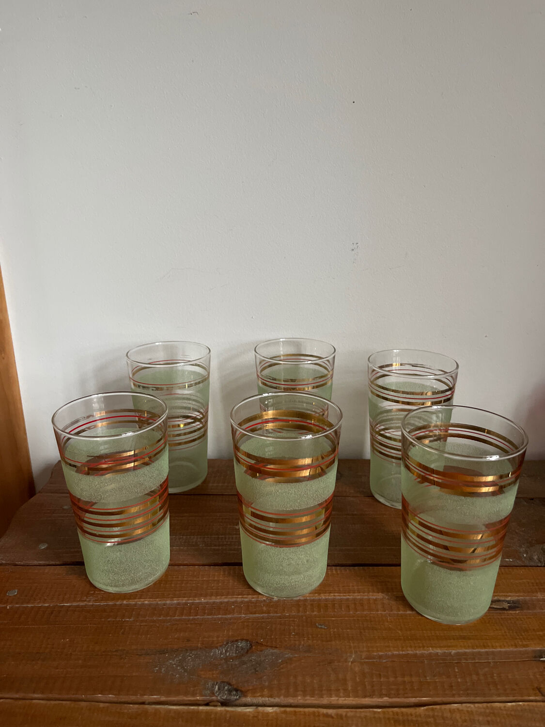 6 vintage glasses
