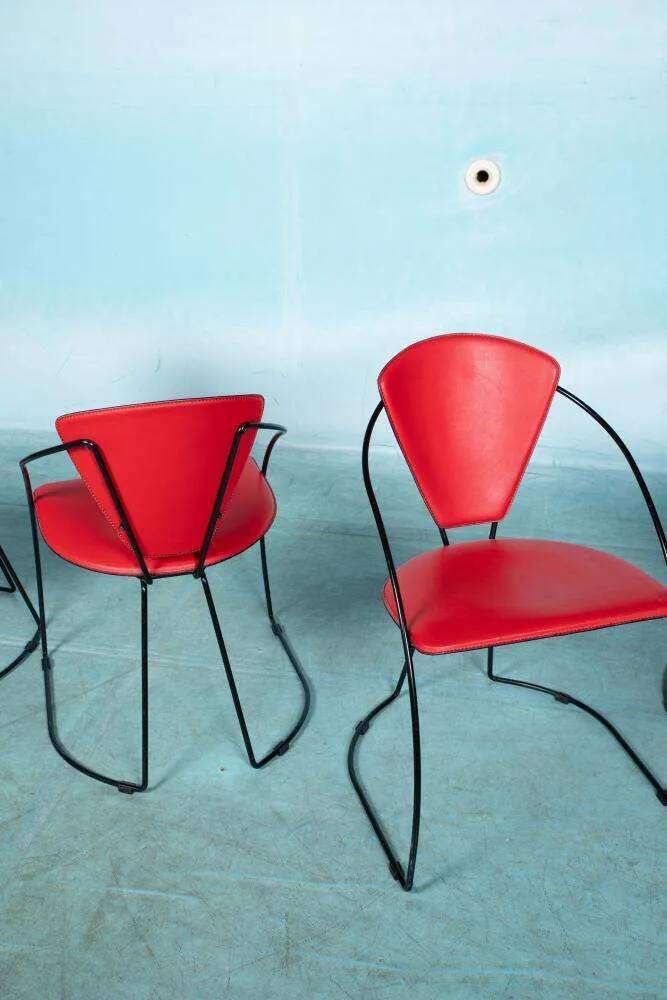 Ensemble de 4 chaises Linda, design italien des années 1980.