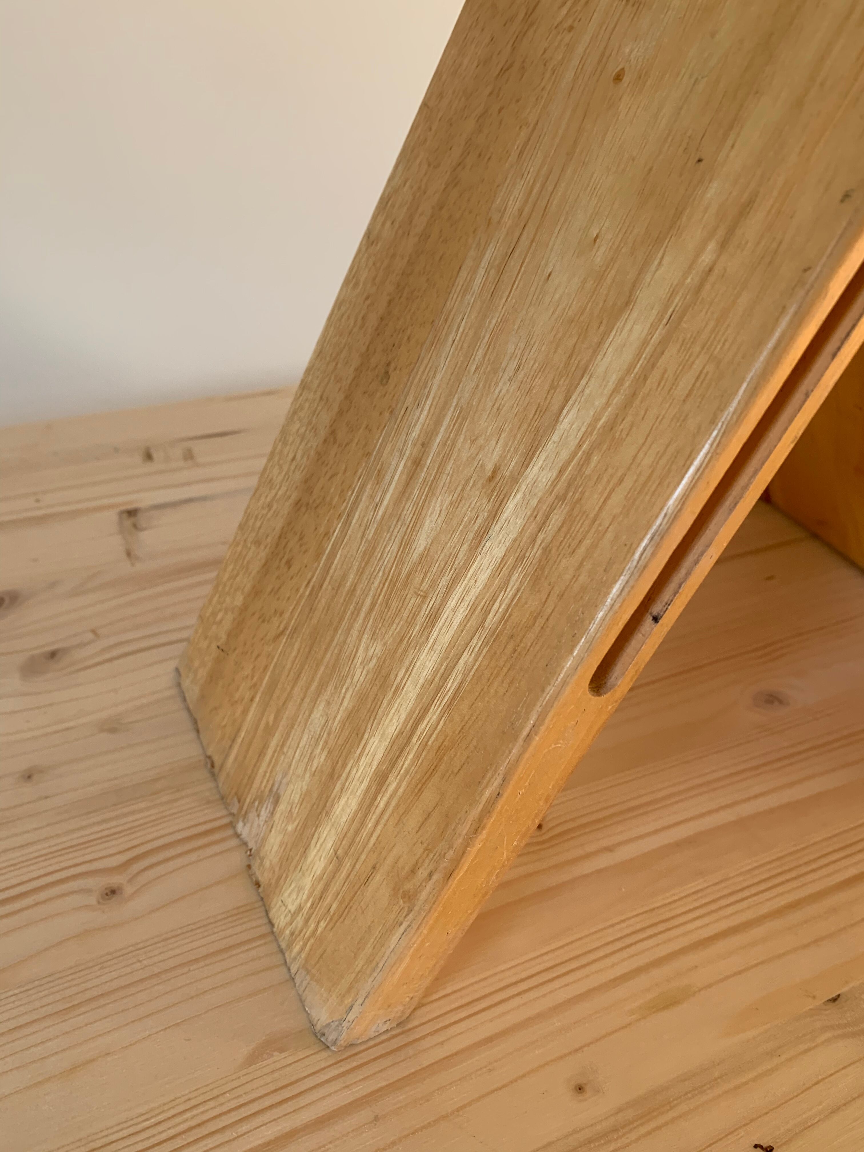 Suzy Adrien Reed Stool