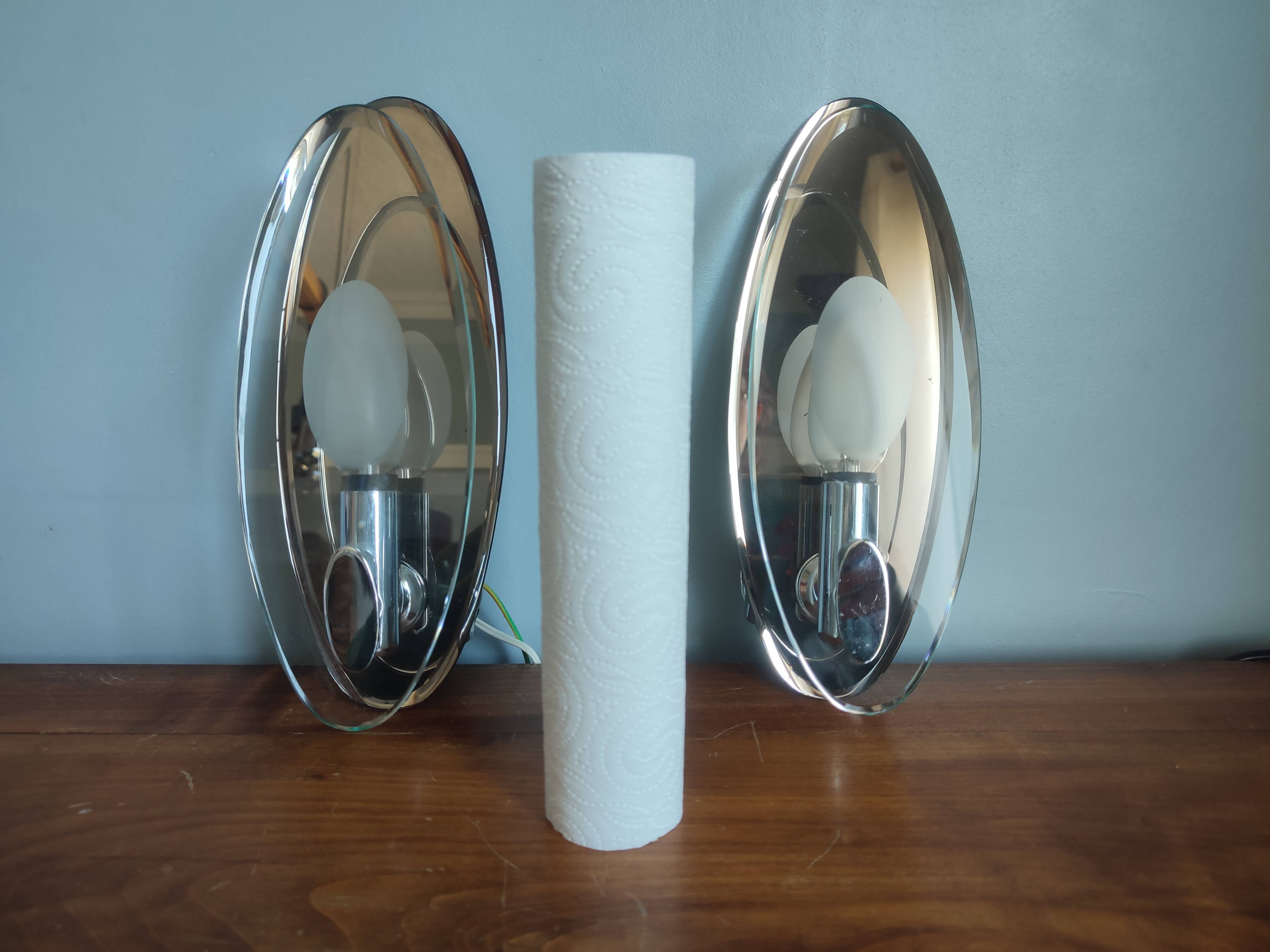 2 vintage Veca wall lights