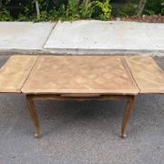 Table à manger Louis XV extensible XVIIIème rénovée en chêne massif 200