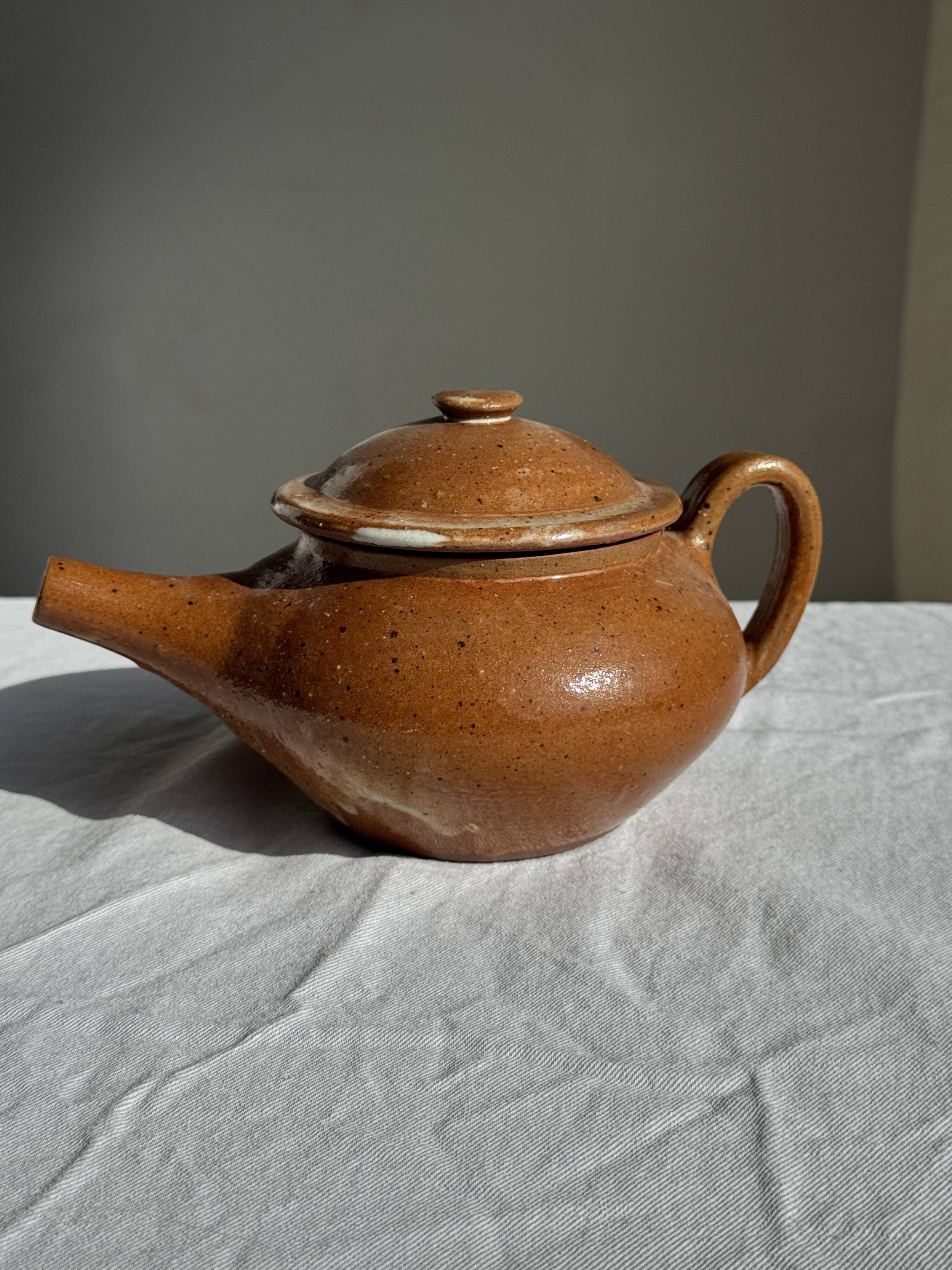 Mini teapot in stoneware H13 D15