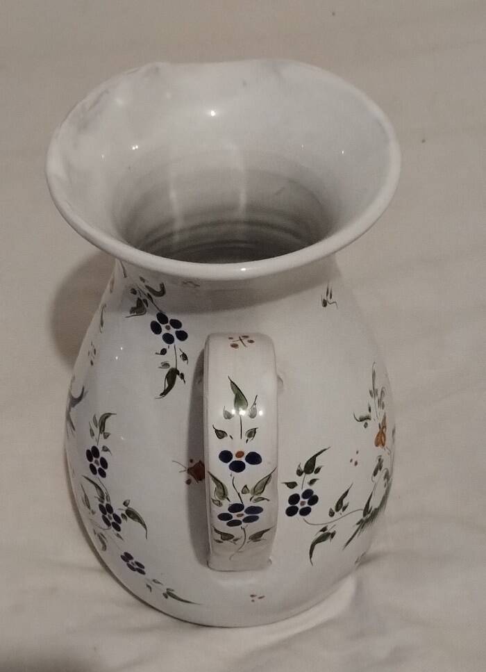 Moustiers pitcher and dish