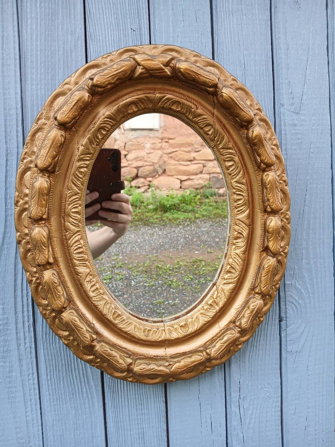 Miroir ancien en bois doré