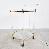Chariot à boissons en laiton et lucite, années 1970