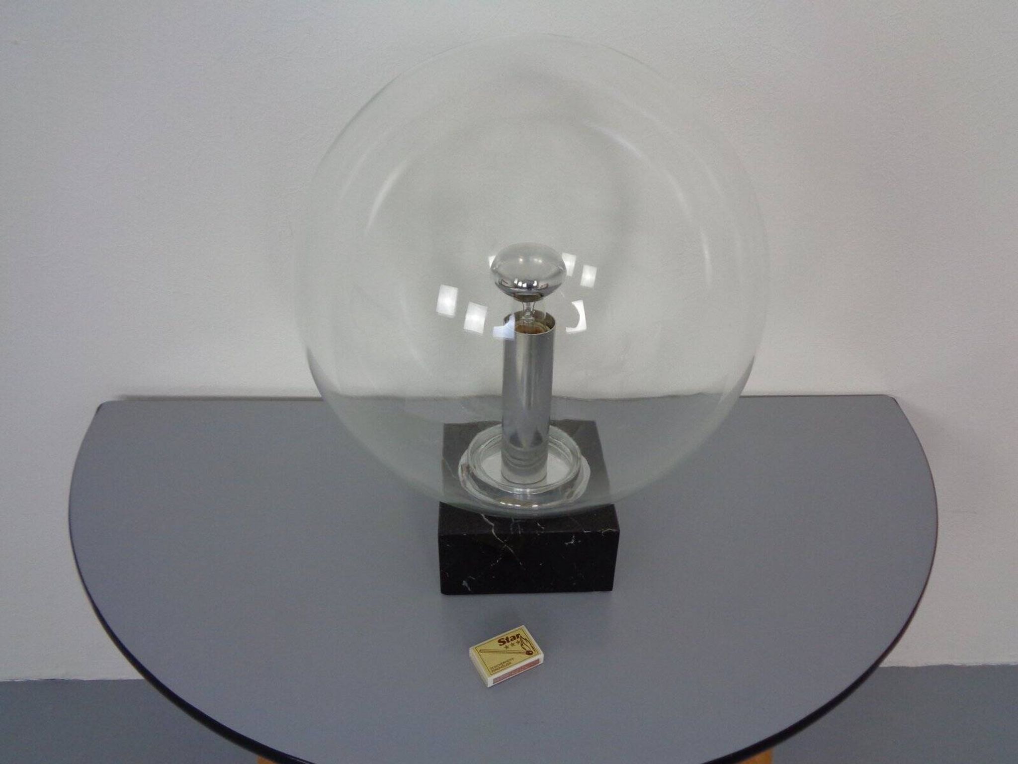 Large glass globe and marble table lamp from Erco, 1960s.