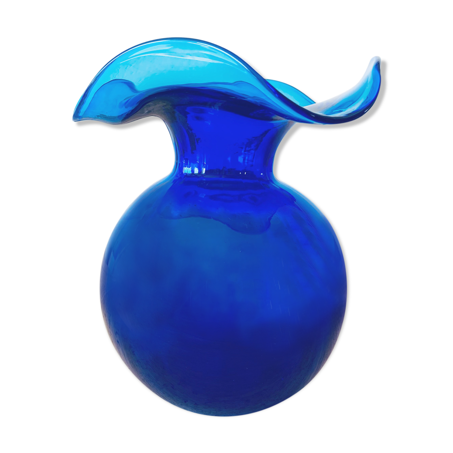 Blue ruff vase