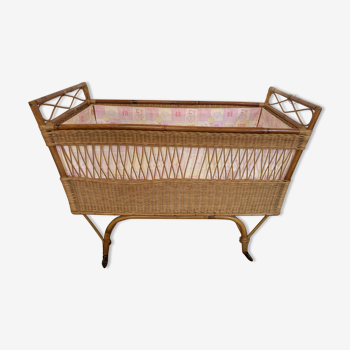 Baby rattan bed