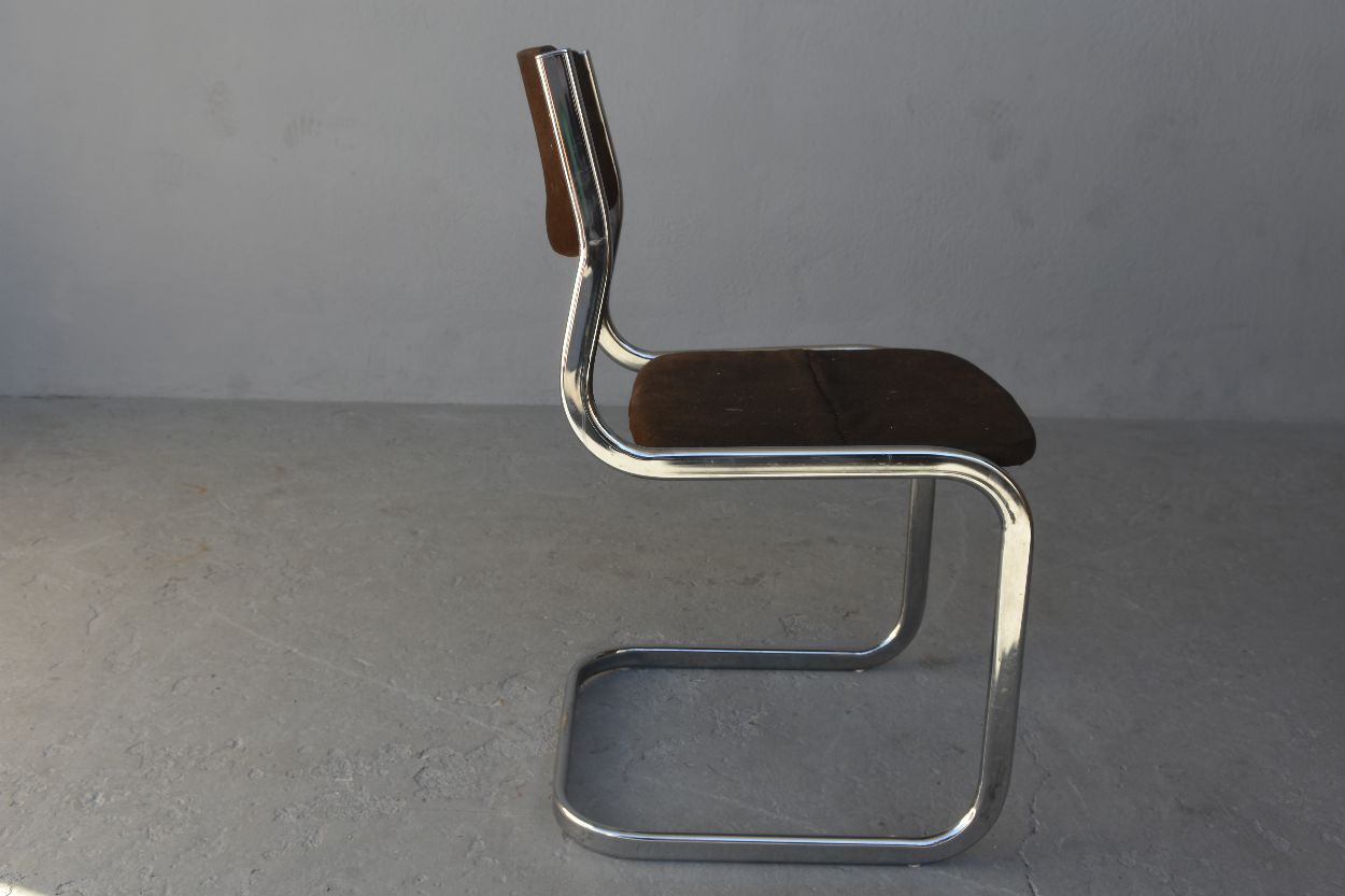 Series of 4 vintage tubular chairs 70