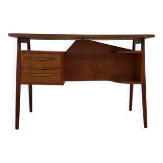 Petite Teak Desk By Gunnar Nielsen For Tibergaarden.