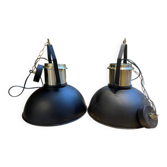 Industrial style lamp