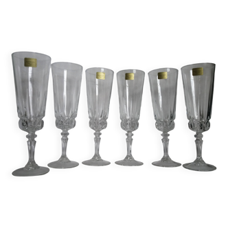 Set of 6 Luminarc champagne flutes from Arques glassworks
