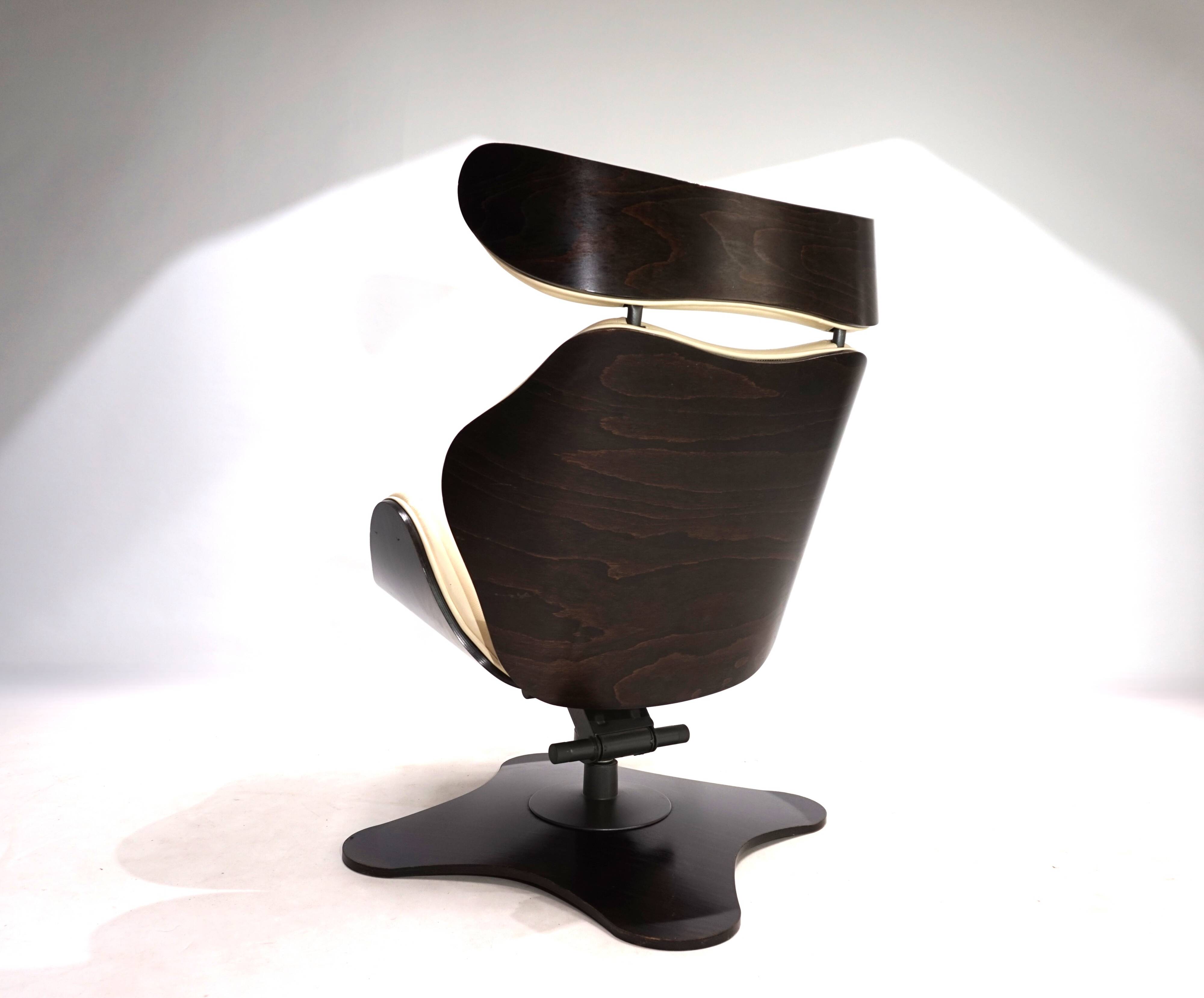 Stokke Varier Tok leather armchair with ottoman by Toshiyuki Kita, 1990