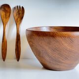 Scandinavian salad bowl in solid teak and cutlery