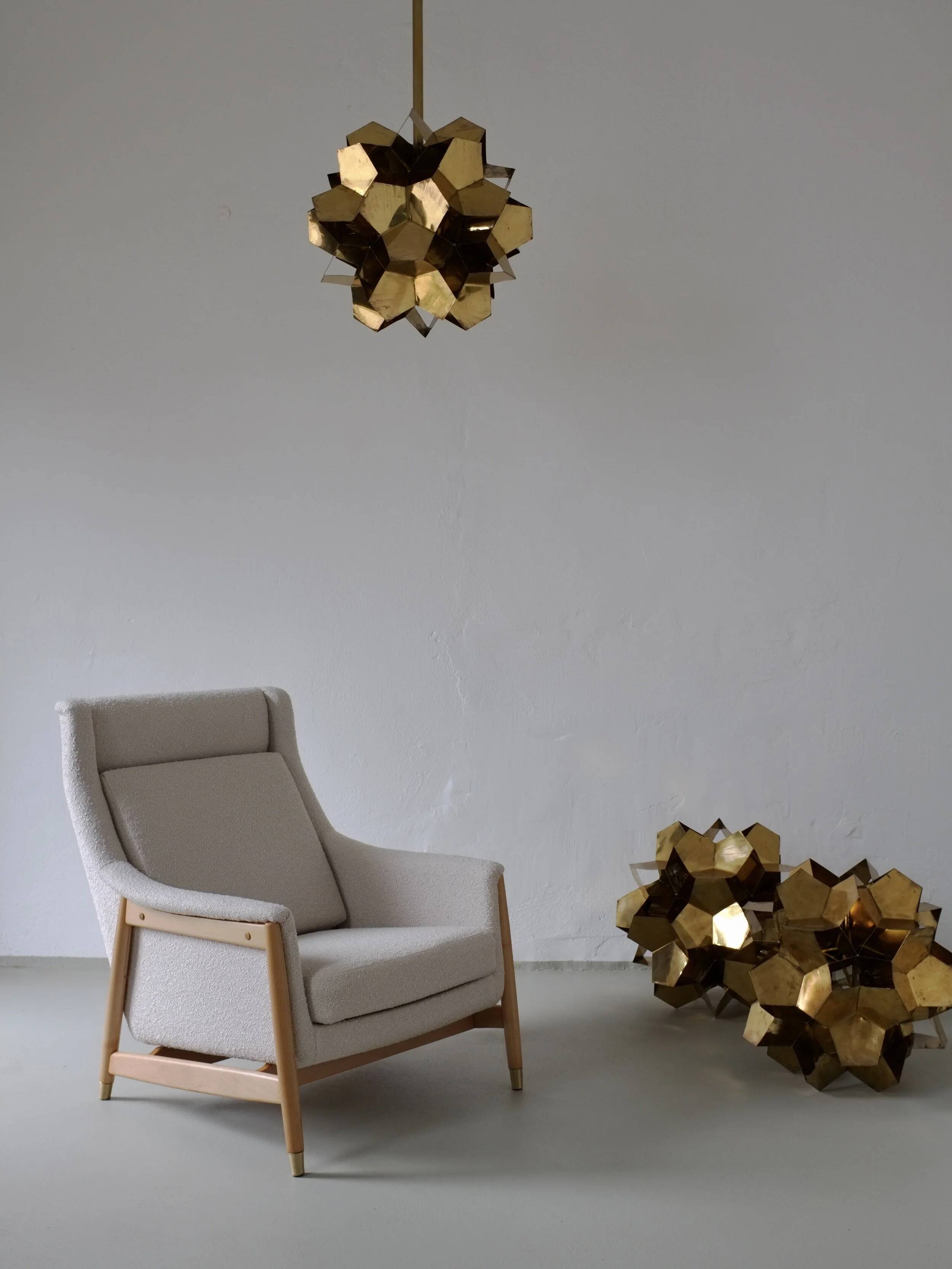 Lustre origami brutaliste en laiton, Lettonie années 1970