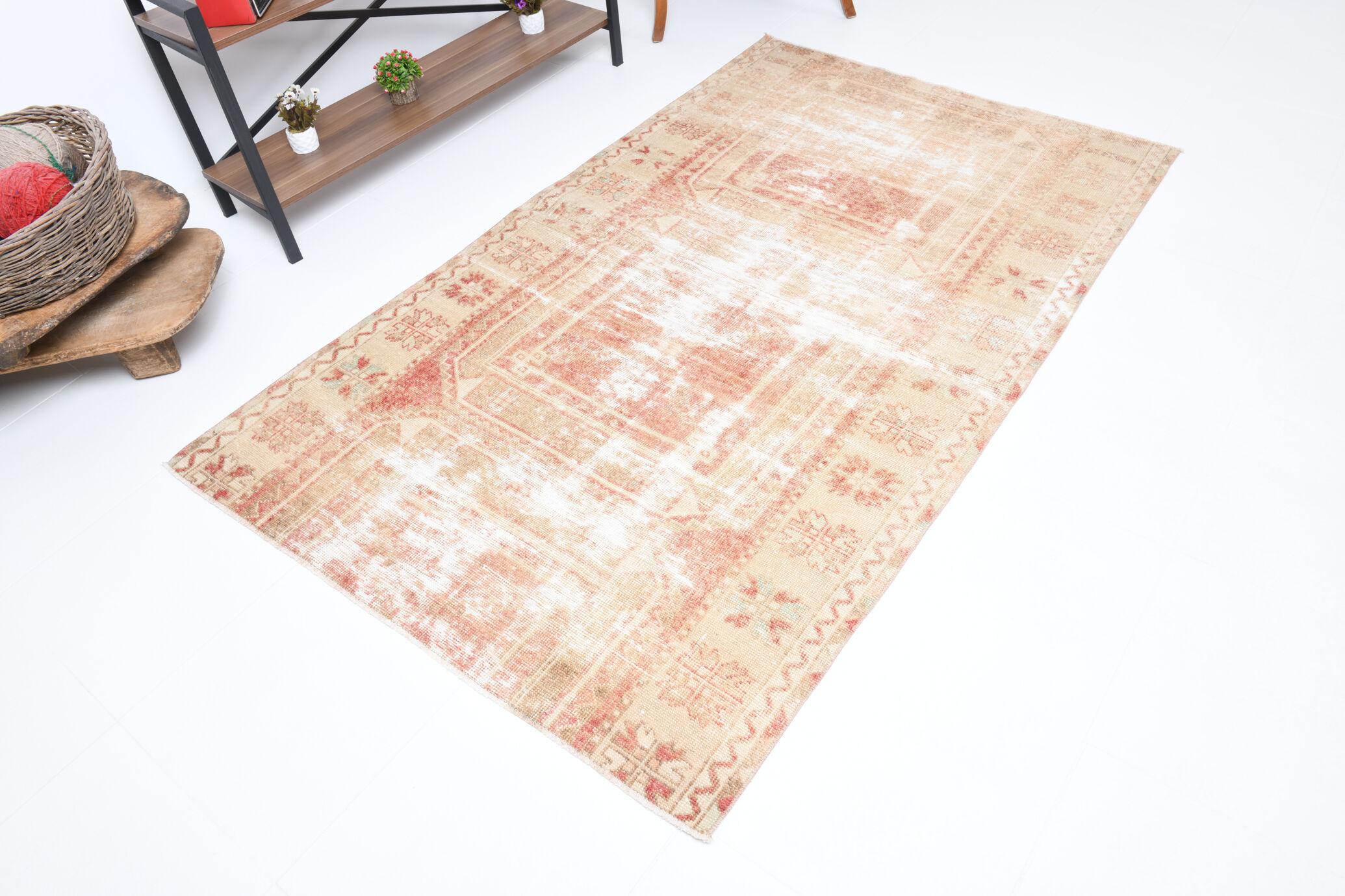 4x7 faded beige turkish rug