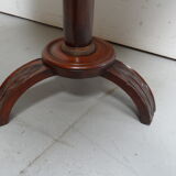 Table ronde de table à vin en acajou antique