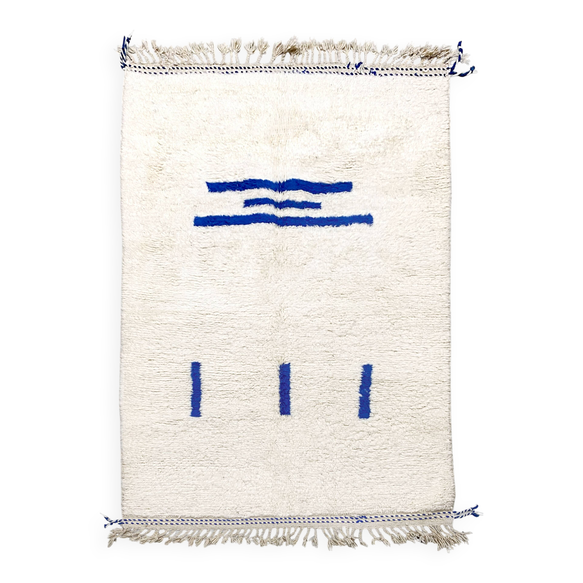 Beni Ouarain Berber rug with Majorelle blue patterns, 2.50x1.65m