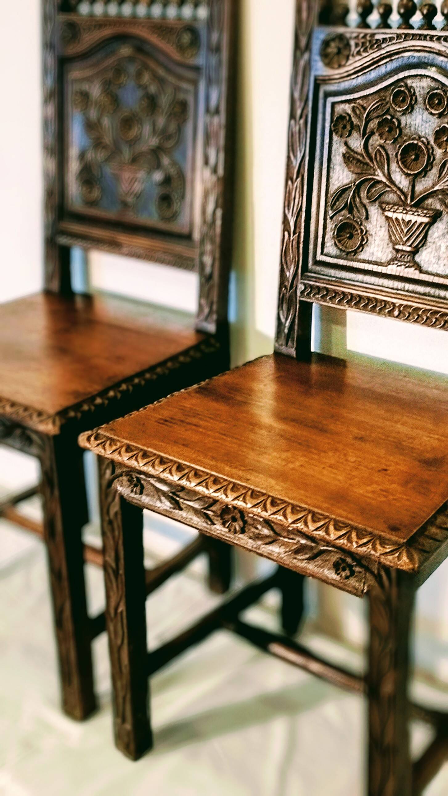 Pair of Breton chairs from the late 19th century.