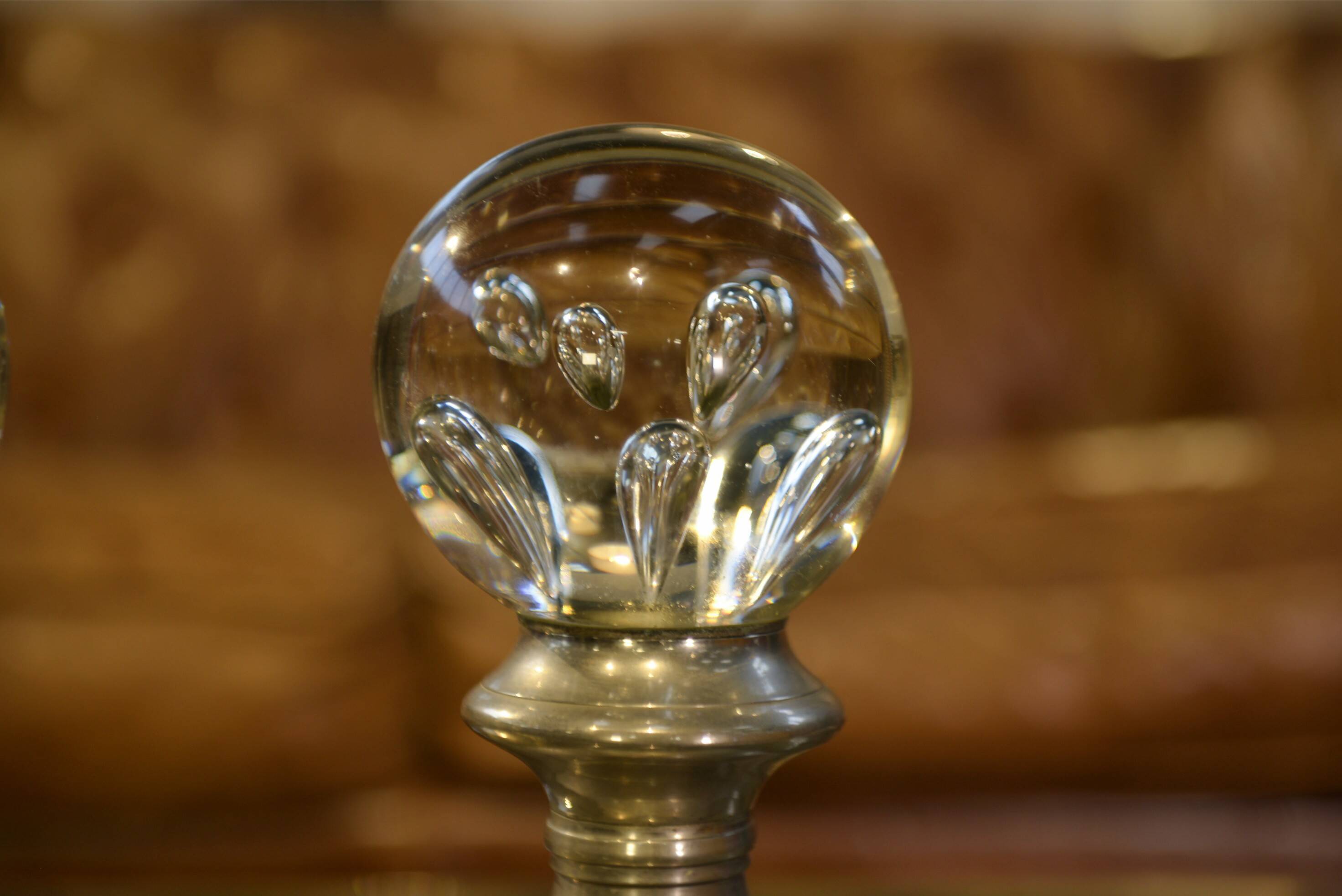 Paire de boules décoratives/boules d’escalier en verre de Murano 1970’s