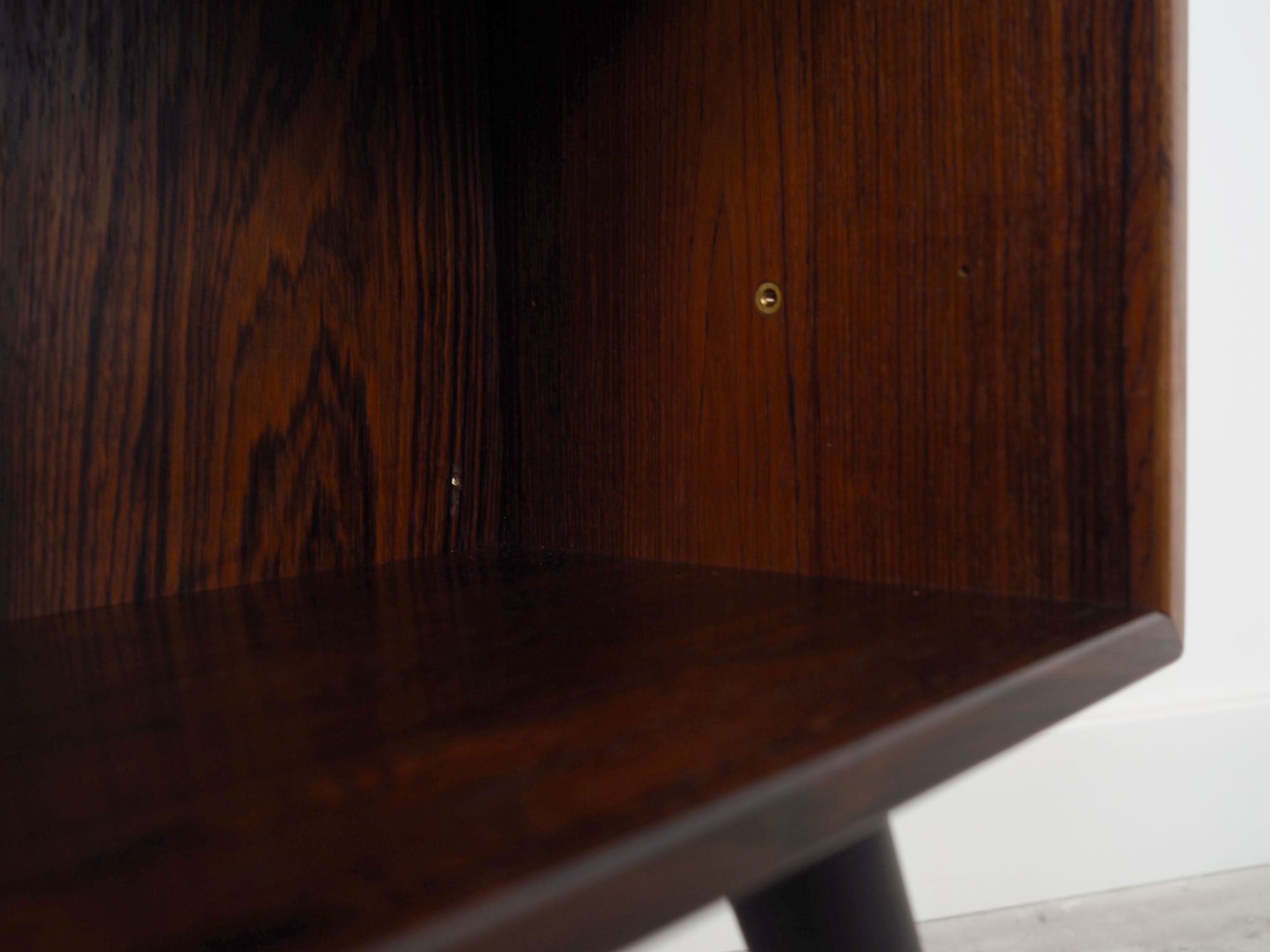 Bibliothèque en palissandre, design danois, années 70, production: Hjørnebo