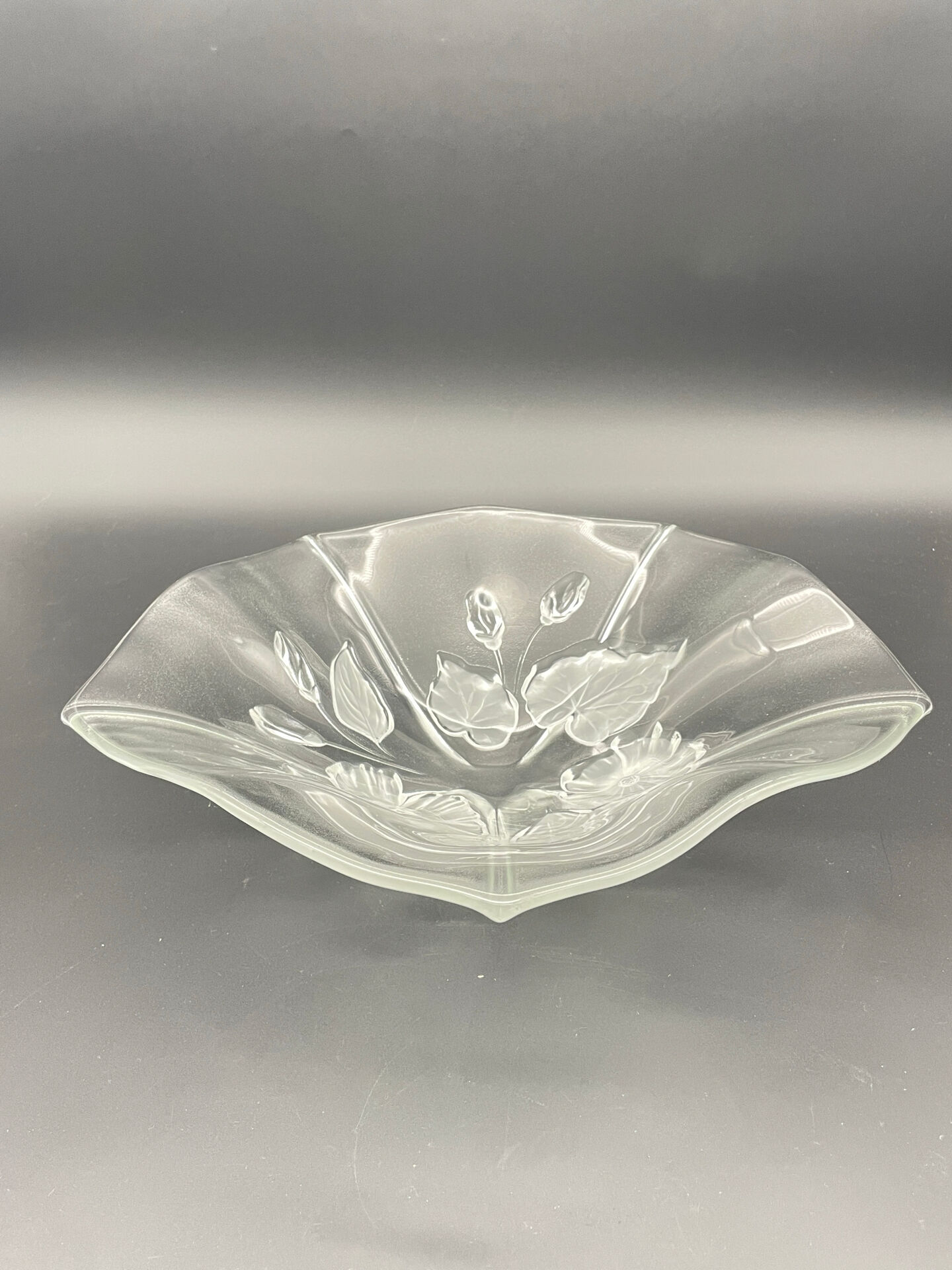 Large vintage Evita flower-patterned glass bowl – Walther Glas Allema