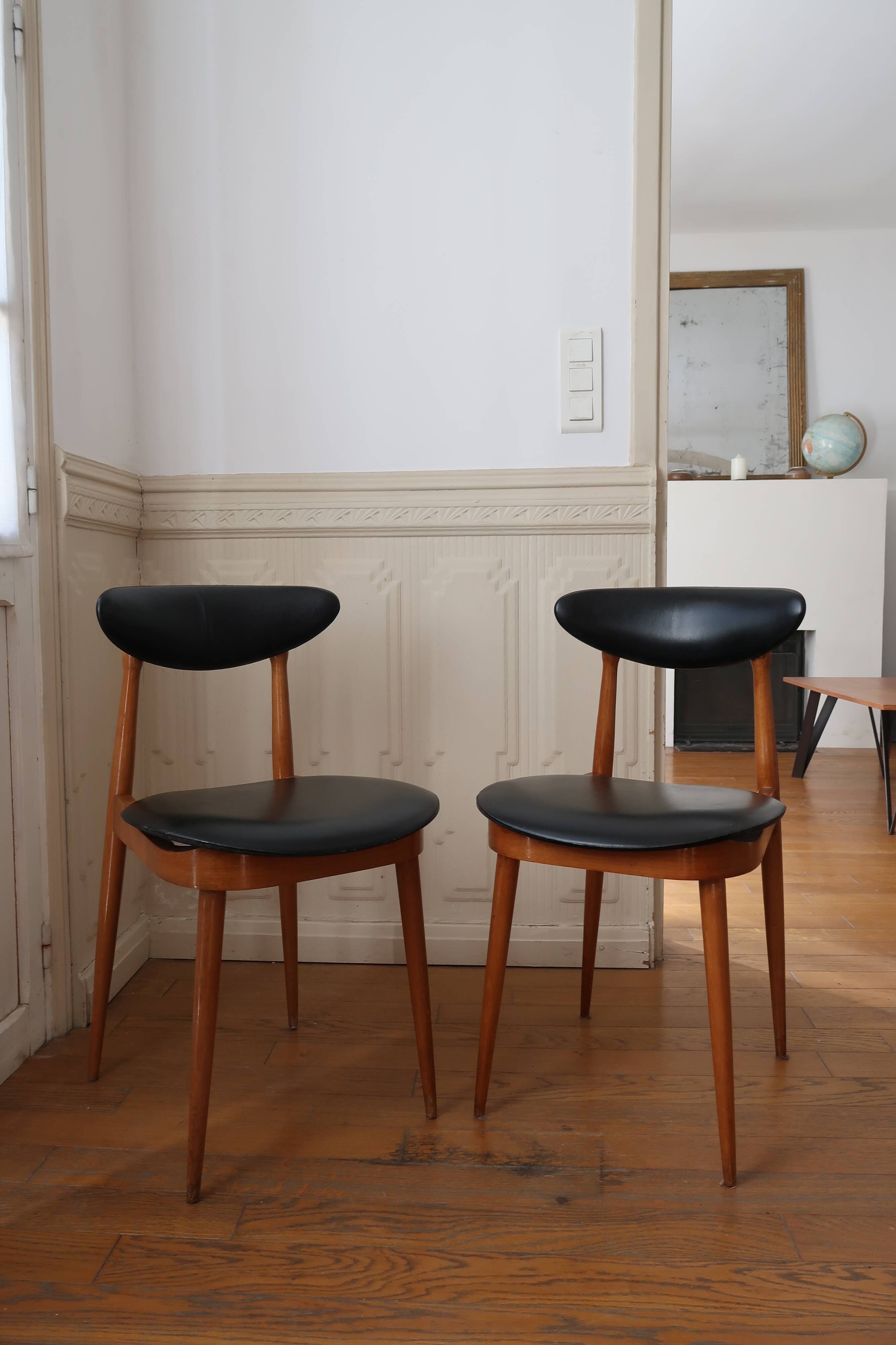 Pair of Licorne chairs by Baumann