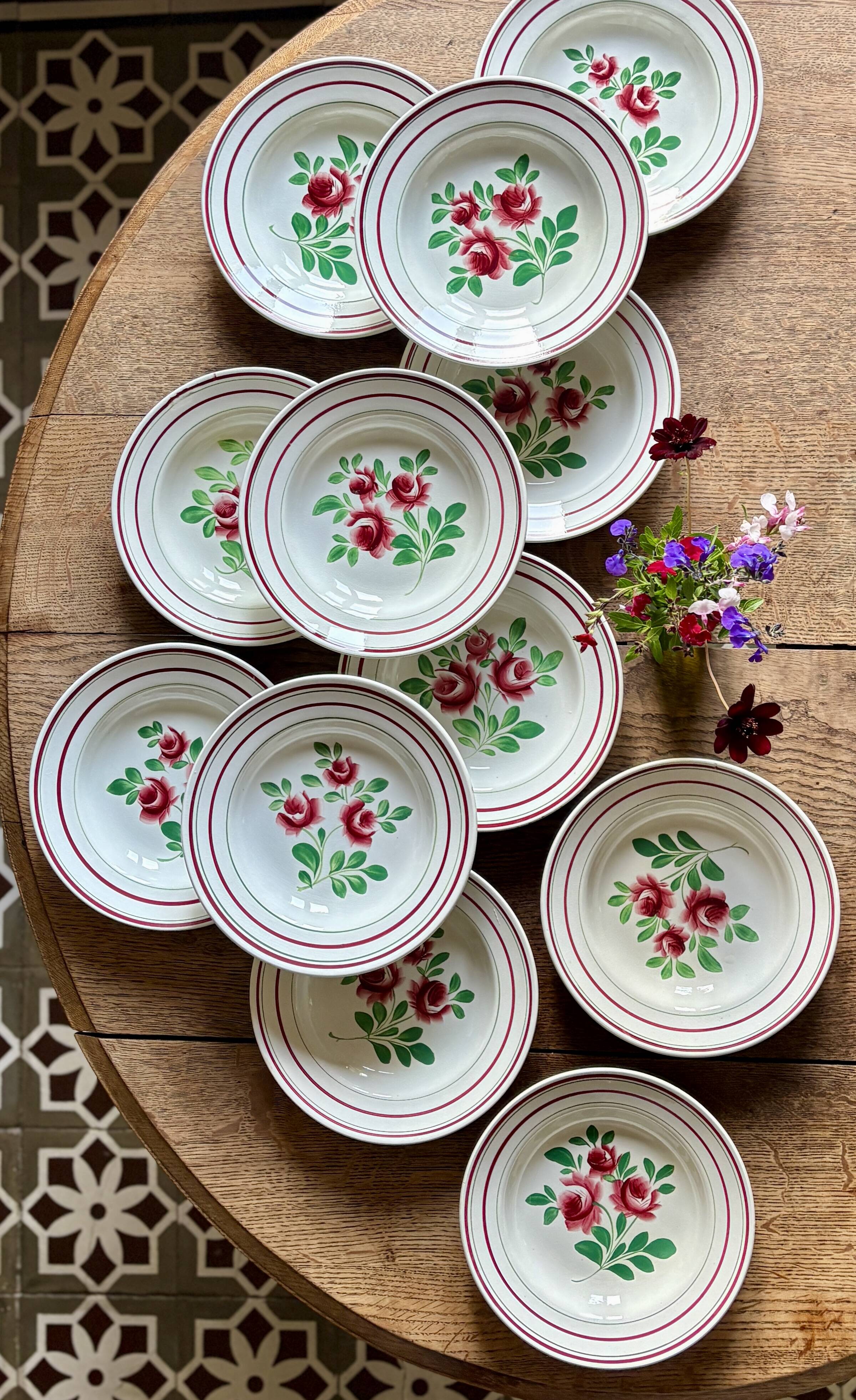 Set of 12 vintage soup plates - Les Roses -