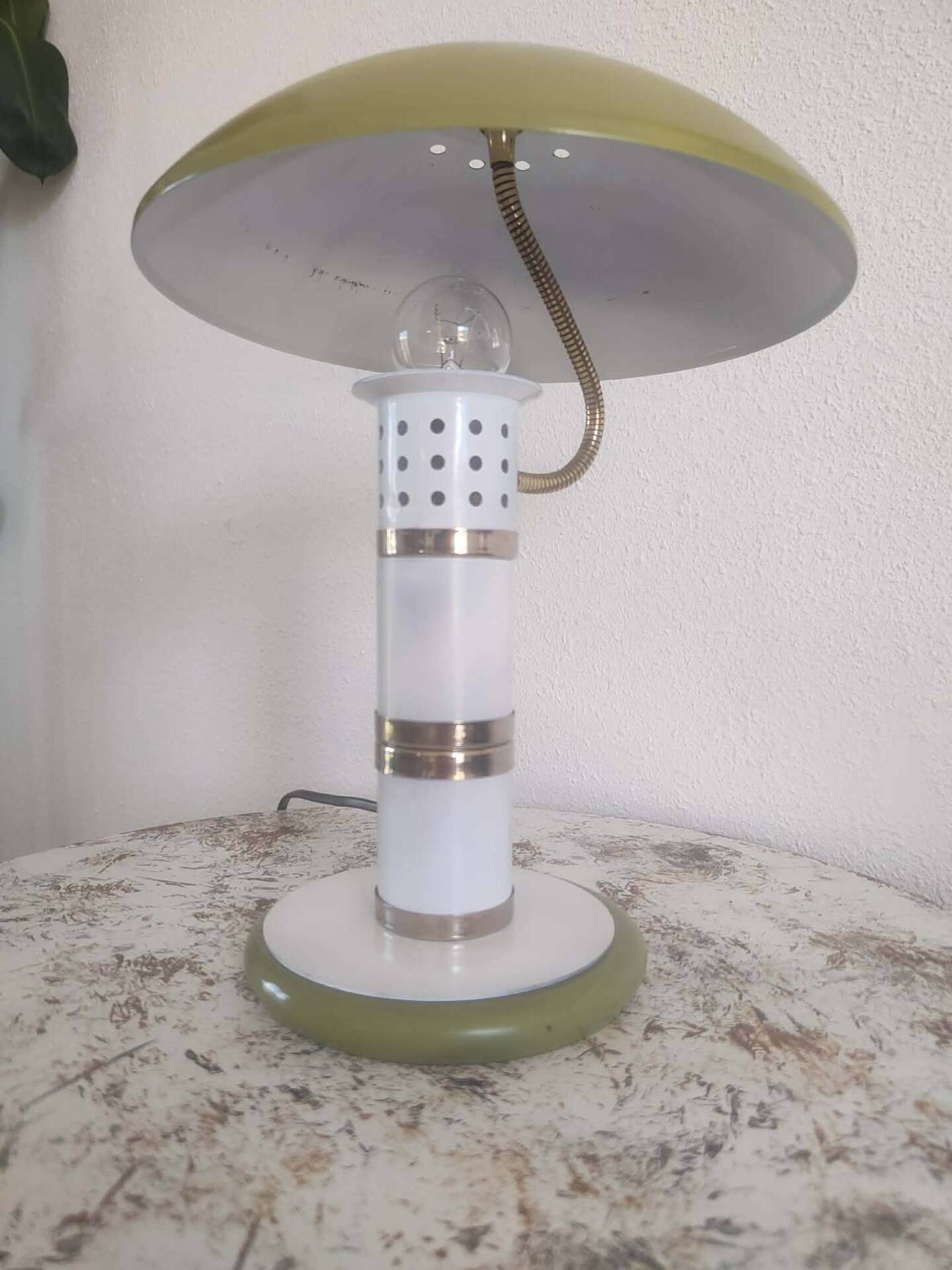 Olive green vintage lamp from the 1980s.