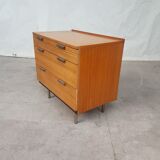Commode par Stag, conçu par John et Sylvia Reid