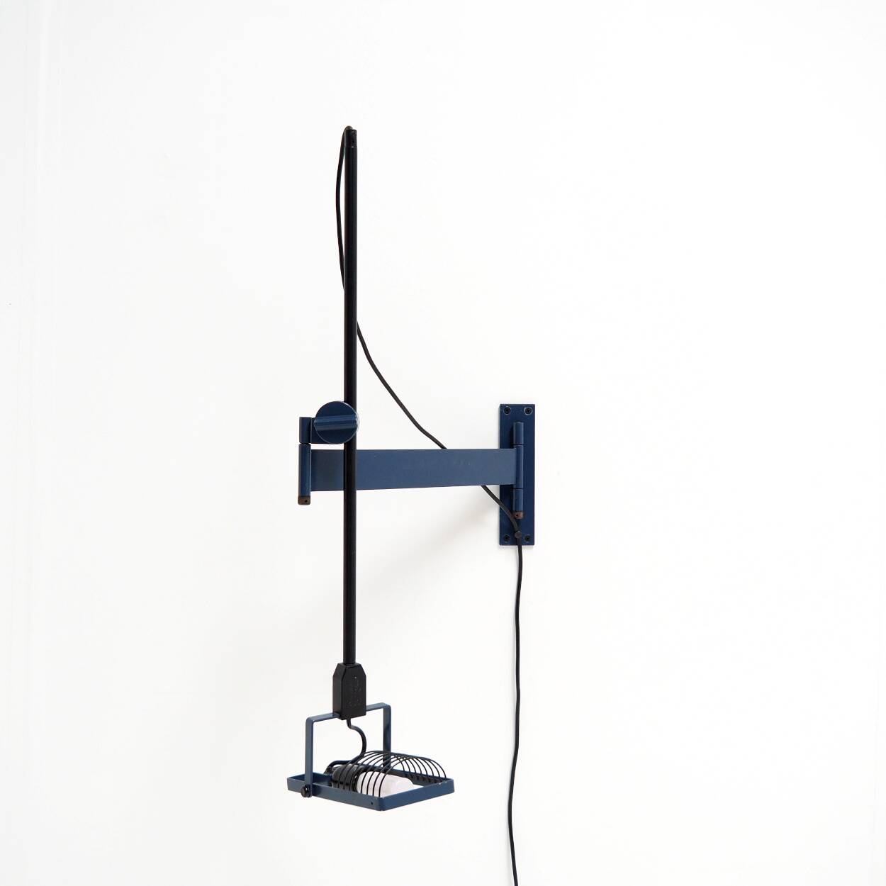 ‘Sintesi’ Wall Lamp by Ernesto Gismondi for Artemide, Italy, 1975