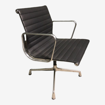 Armchair EA 108 by Charles & Ray Eames Vitra edition