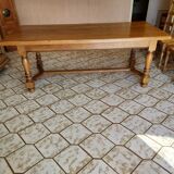Solid oak country table