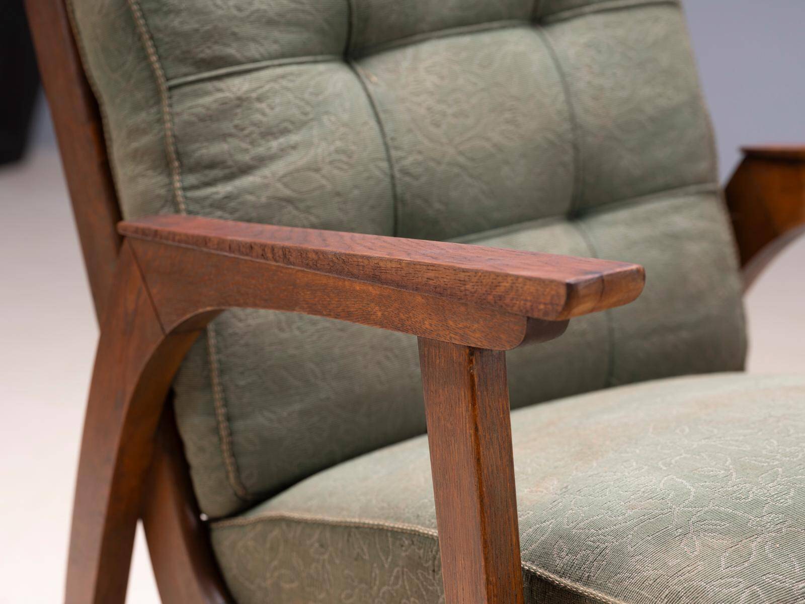 Pair of vintage mid-century lounge armchairs with wooden frames and green upholstery, 68 × 78 × 84 cm