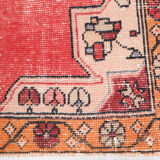 Madallion oriental vintage carpet