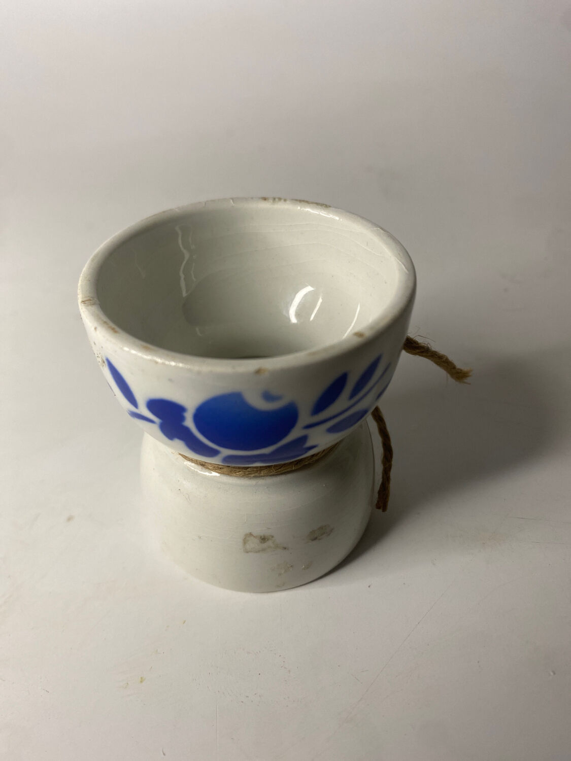 Digoin blue egg cup