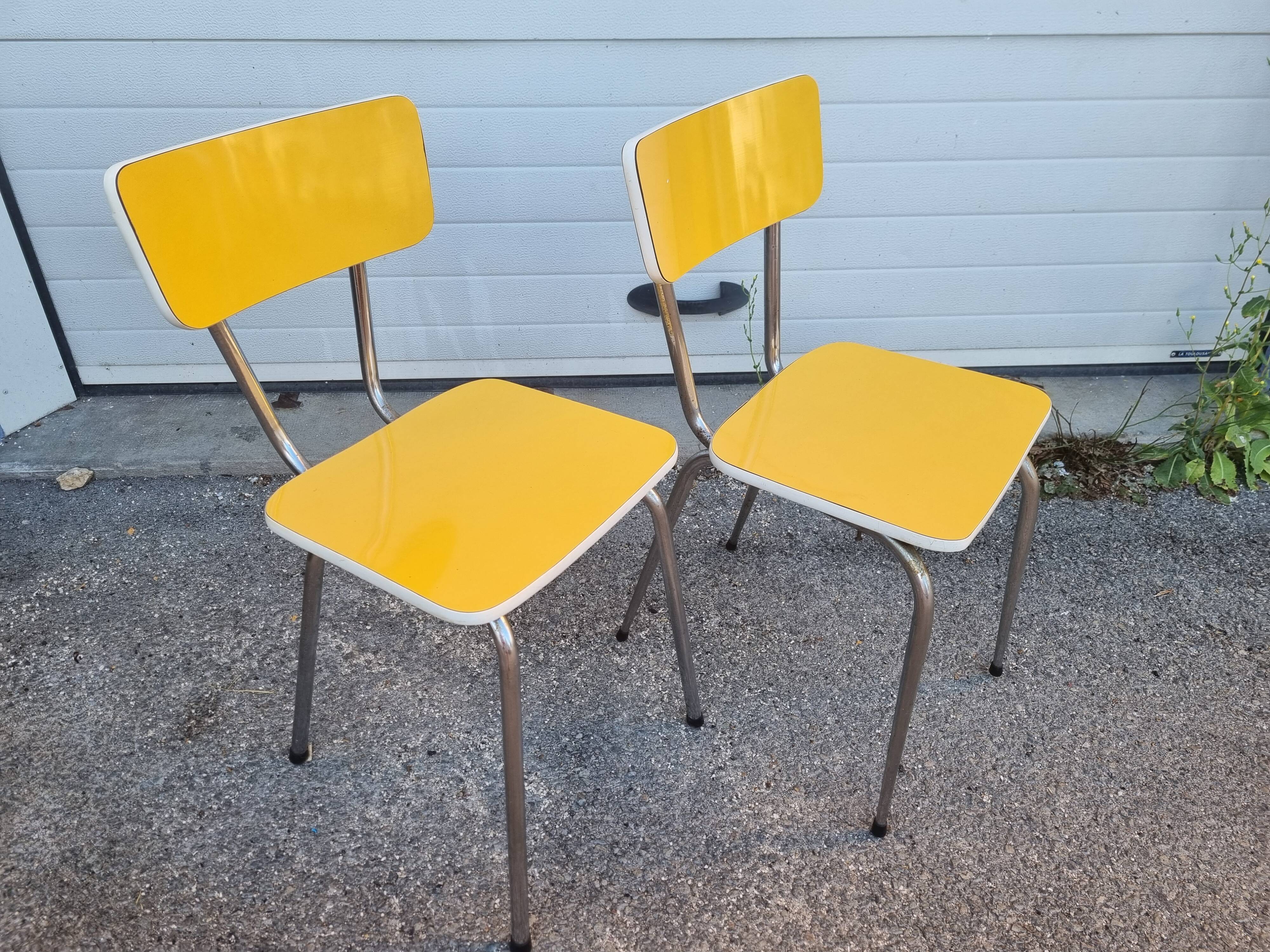 4 chairs formica pop yellow 1970
