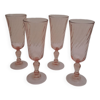 4 Luminarc champagne flutes