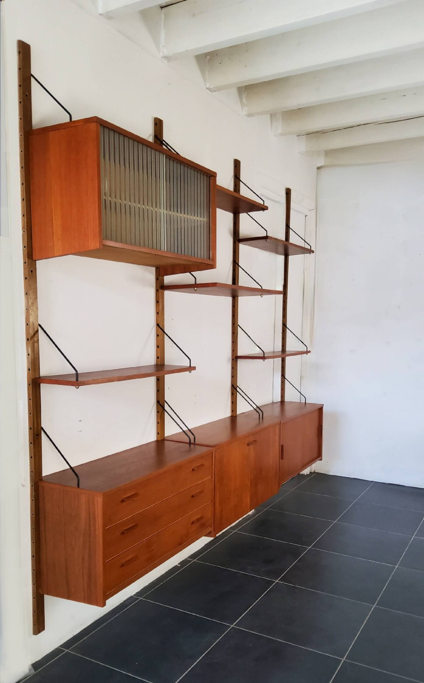 Modular Scandinavian wall shelf – Danish design from the 1970s