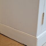 Vintage Parisian buffet-minded countertop