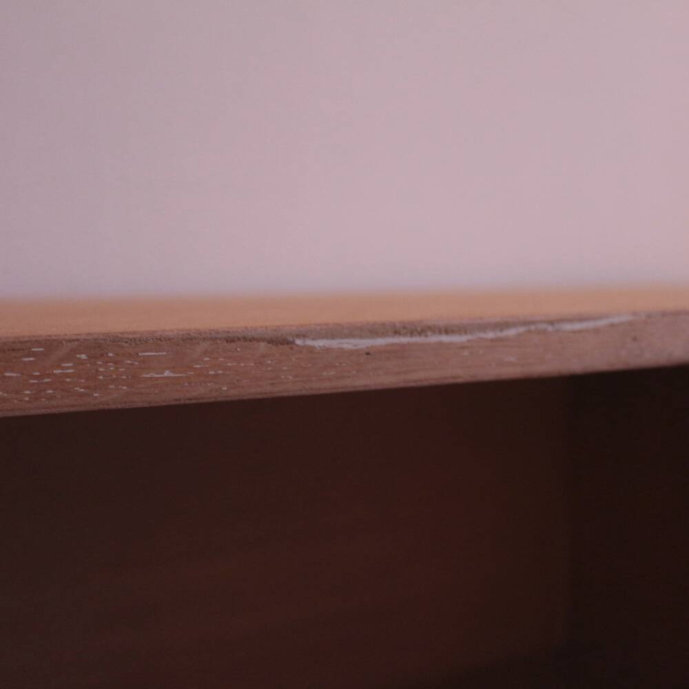 Workshop cabinet with compartments