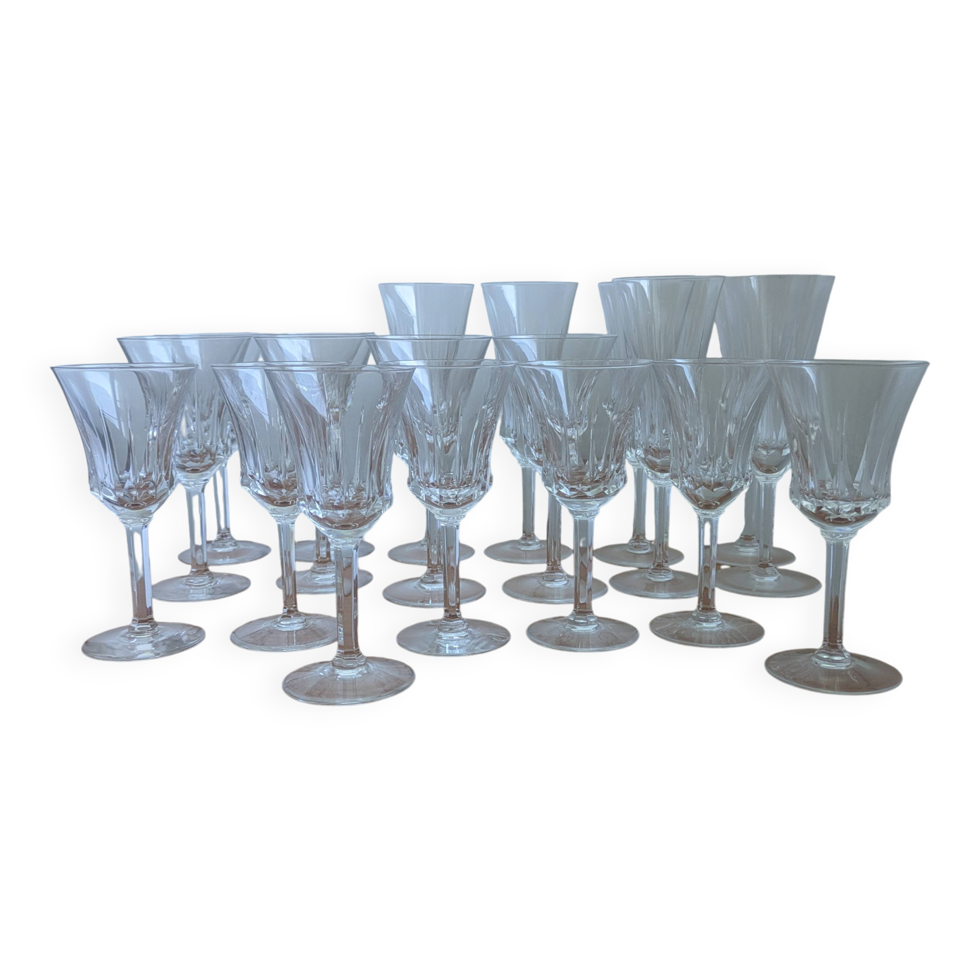 Large 19-Piece Vintage Val Saint Lambert Crystal Glassware Set