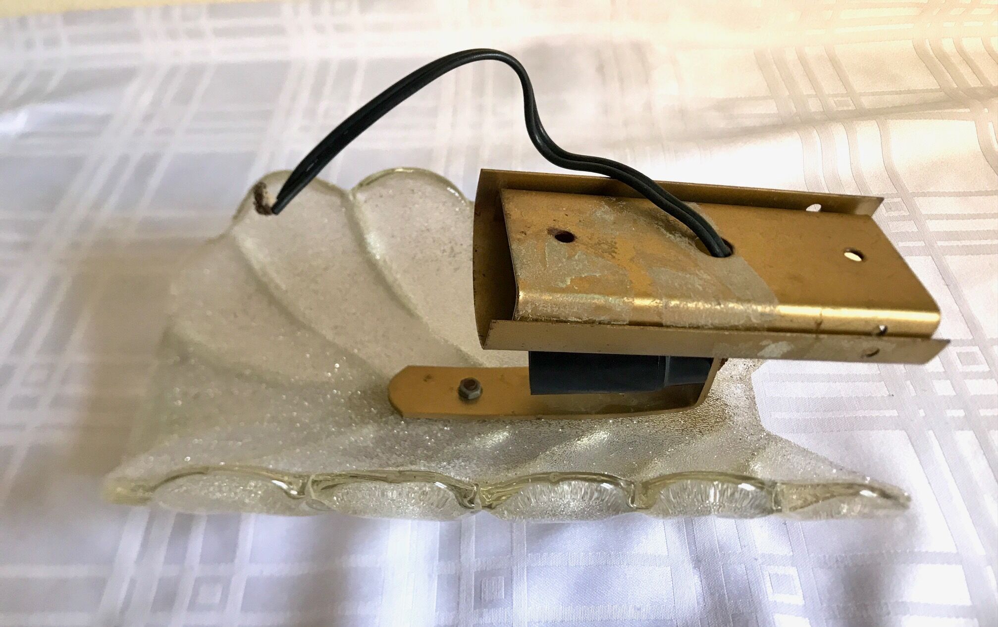 Glass foil wall lamp