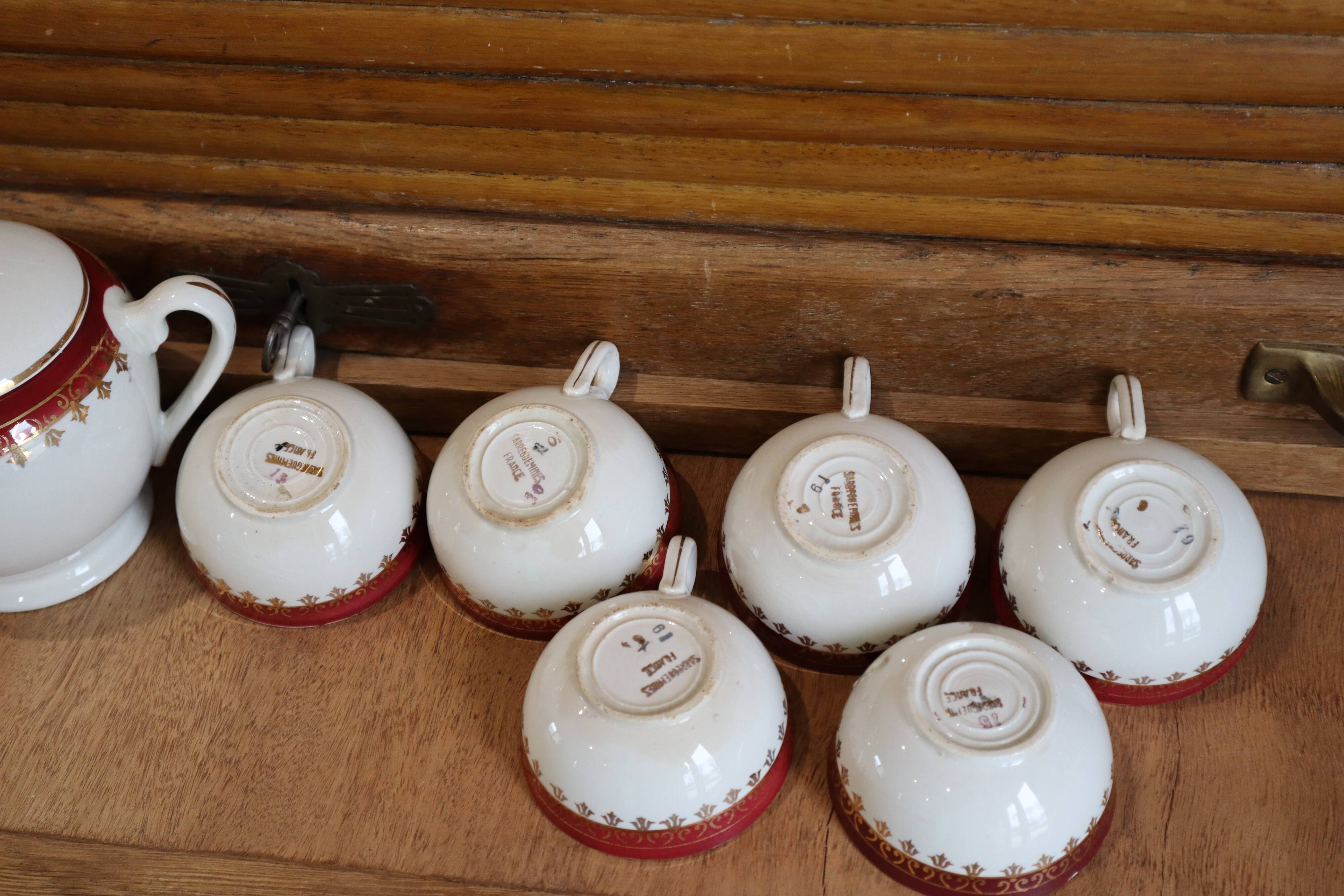 Digoin Sarreguemines earthenware coffee service "Edwige"