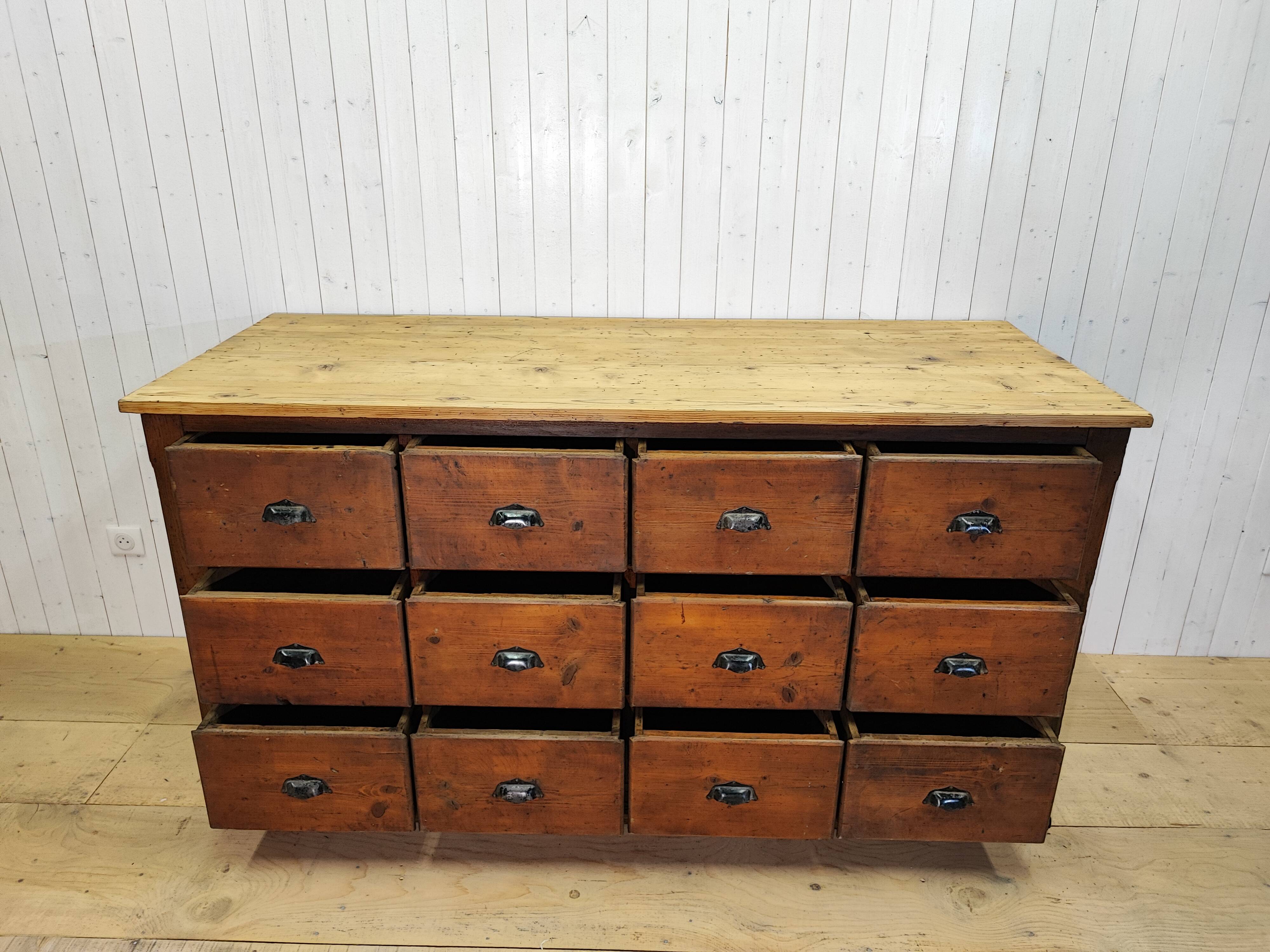 Furniture by trade / grainetier